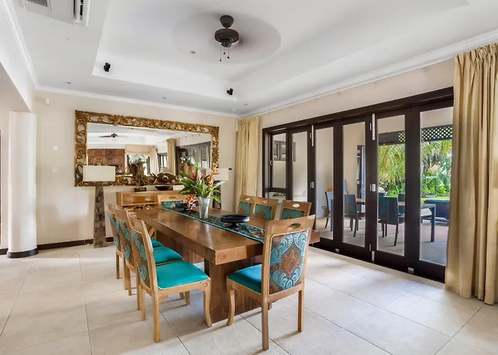 128 , Eden Island, Mahe Victoria
